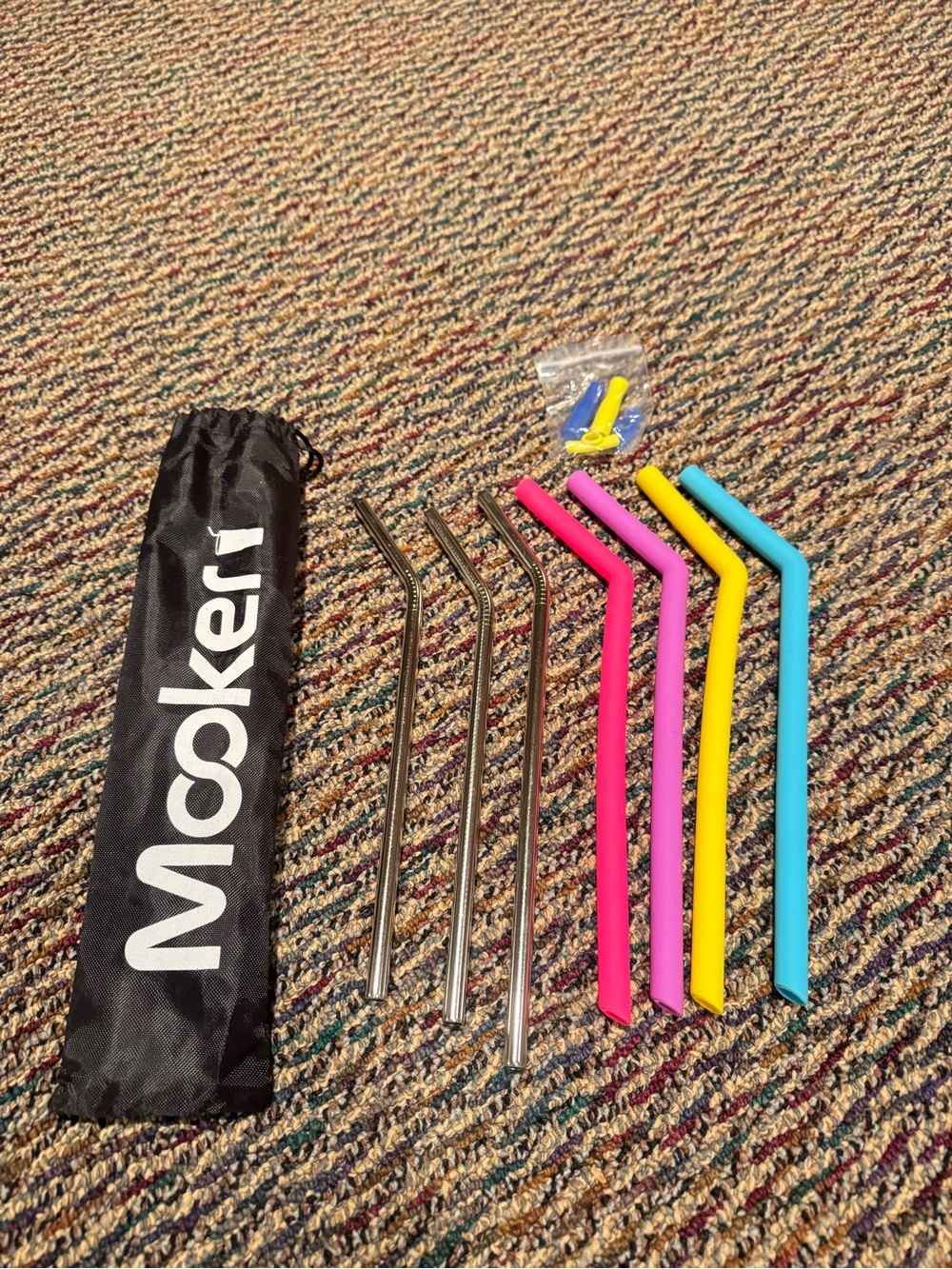 NEW Mooker reusable drinking straw set with stainless steel and silicone options